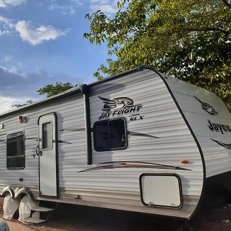 2017 Camper Located At The St. George Rv Park! Hotel Exterior foto